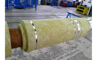 Vacuum-insulated piping