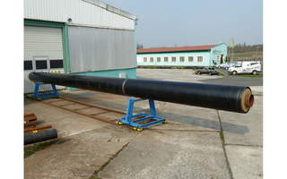 Vacuum-insulated piping