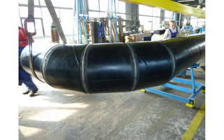 Vacuum-insulated piping